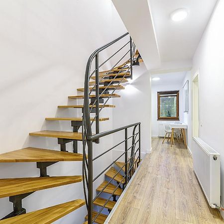 בראשוב Safari Family Villas Near Park Aventura,Lake,Zoo מראה חיצוני תמונה