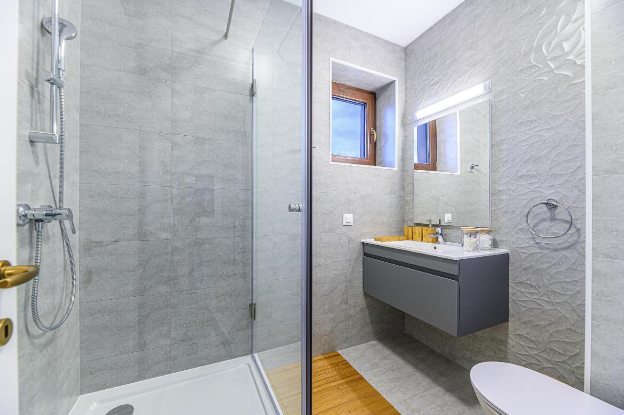 בראשוב Safari Family Villas Near Park Aventura,Lake,Zoo מראה חיצוני תמונה